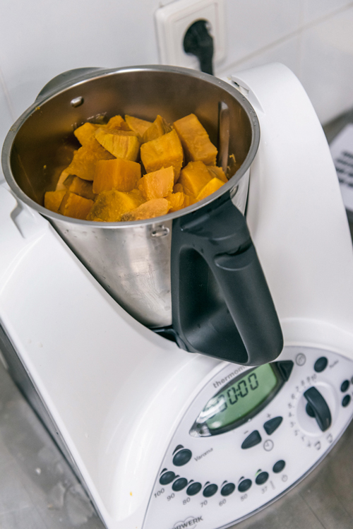 ΝΕΕΣ ΤΕΧΝΙΚΕΣ (Sous vide - Thermomix - Siphon)